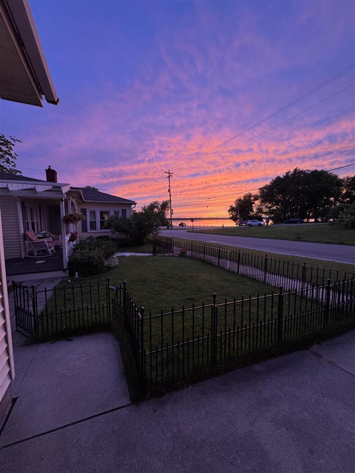 main property photo 40