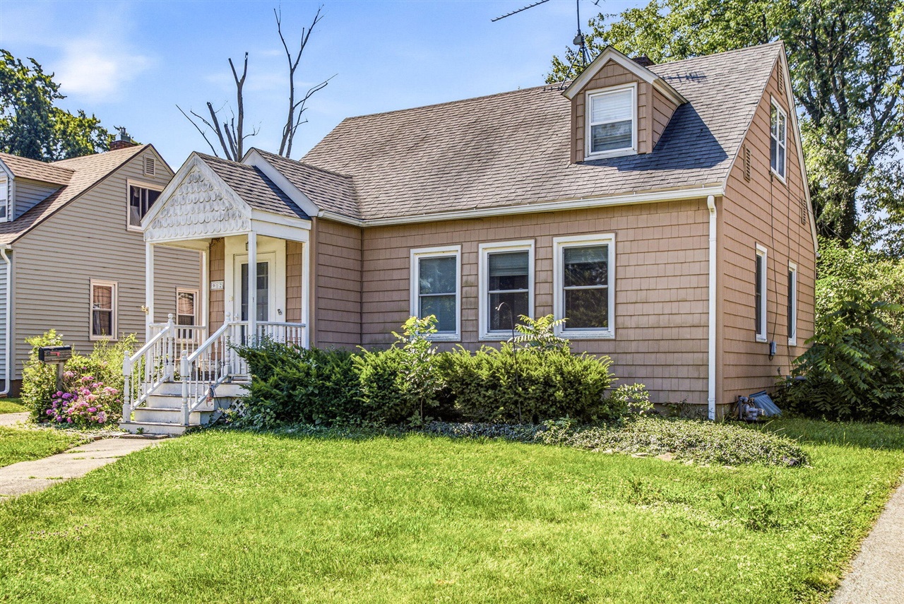 main property photo 4