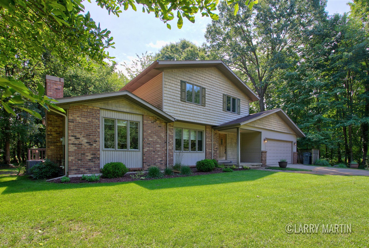 main property photo 25