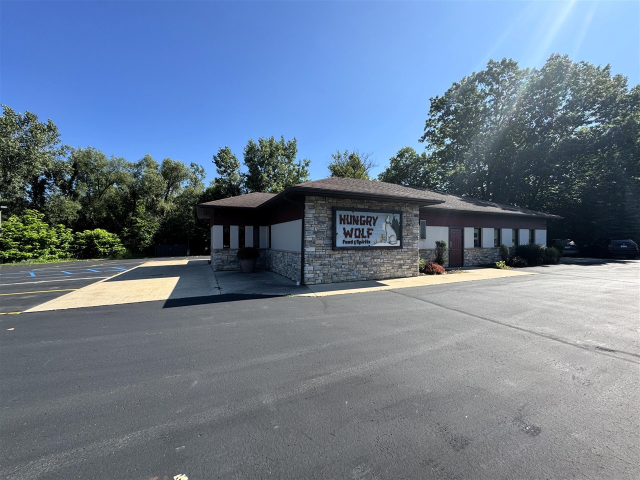 main property photo 23