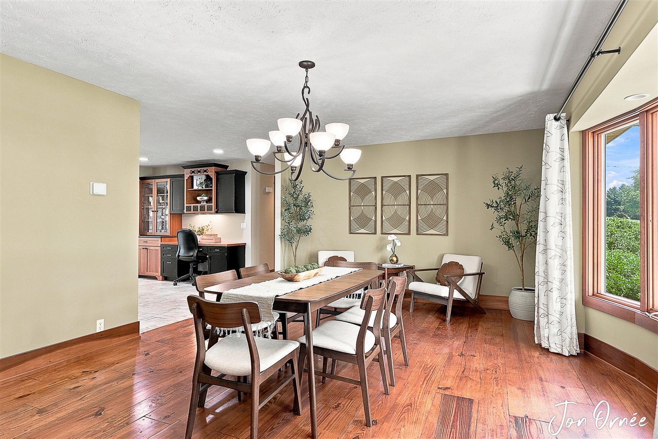 property viewer photo 2