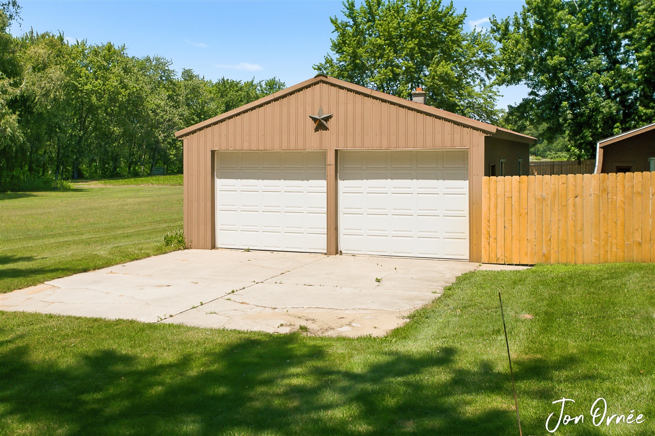 property viewer photo 45