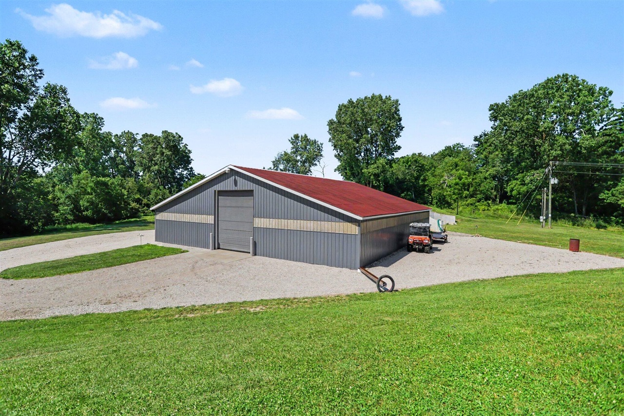 main property photo 45