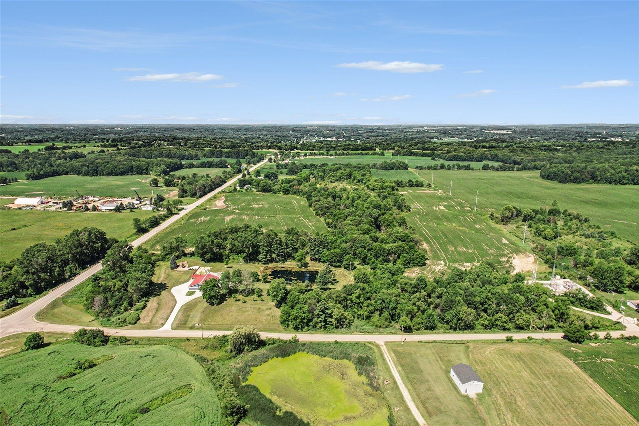 main property photo 51