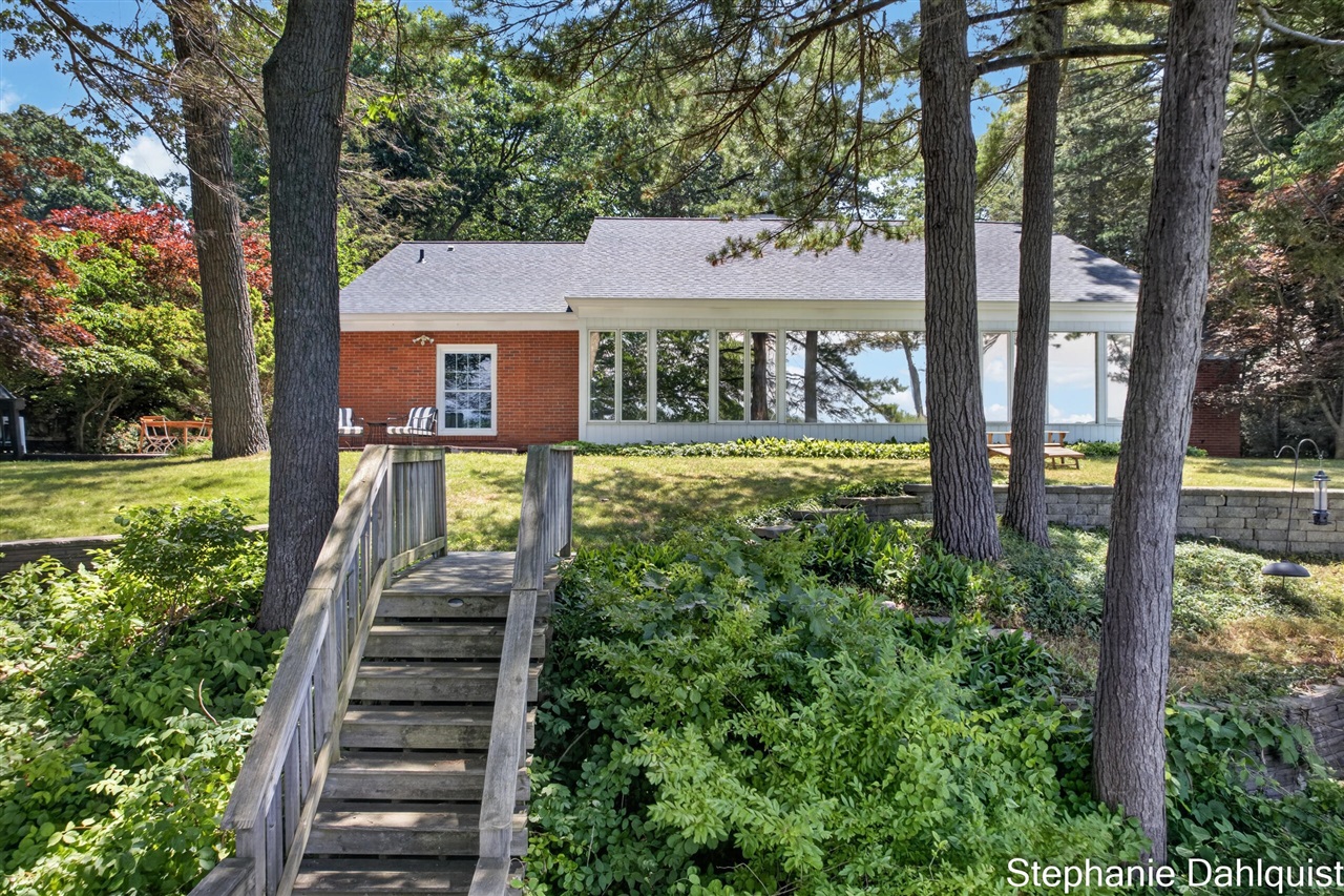 main property photo 54