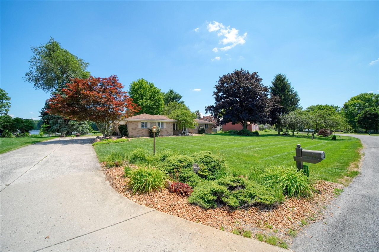 main property photo 57