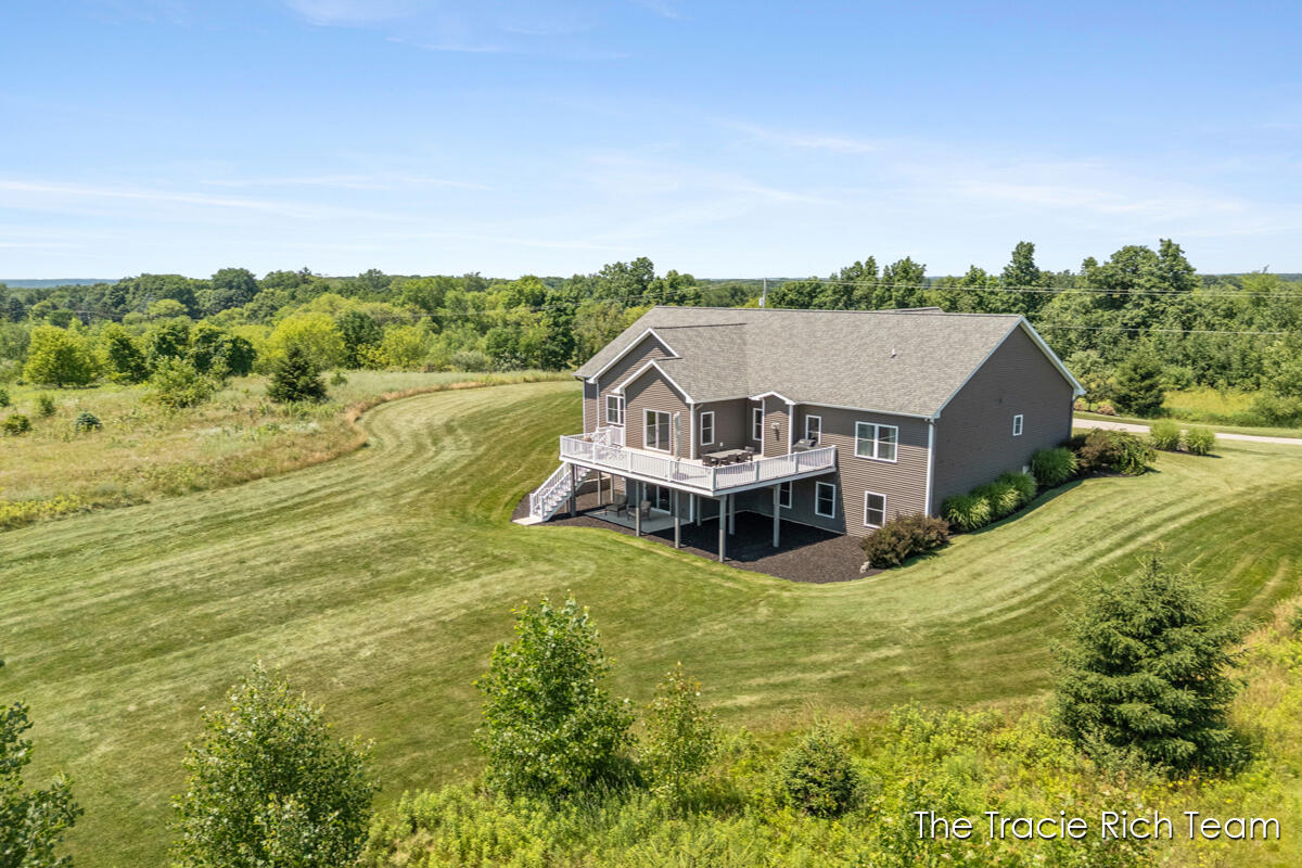 main property photo 77