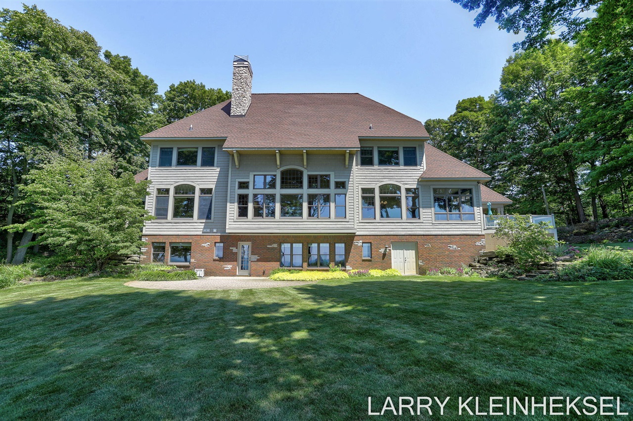 main property photo 90