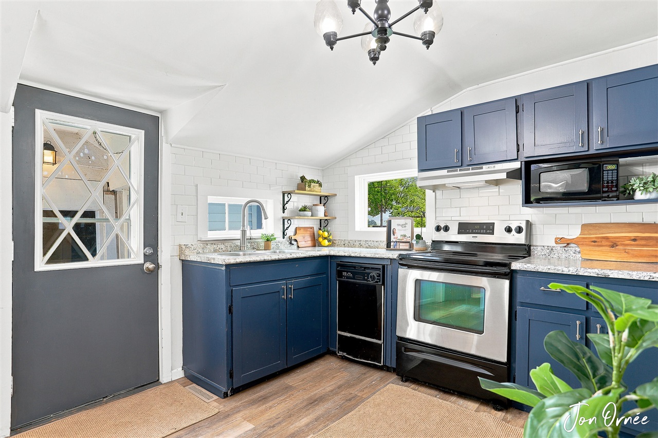 property viewer photo 8