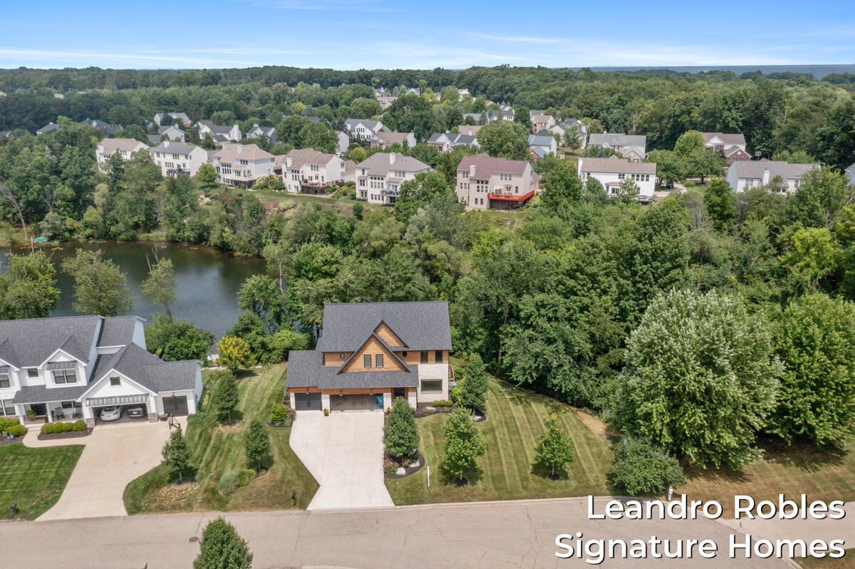 main property photo 74