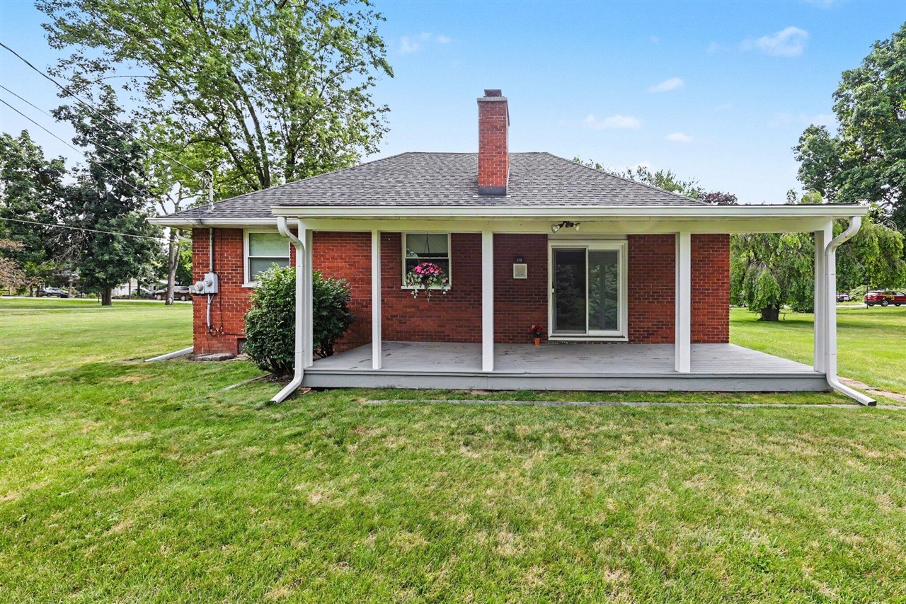 main property photo 18