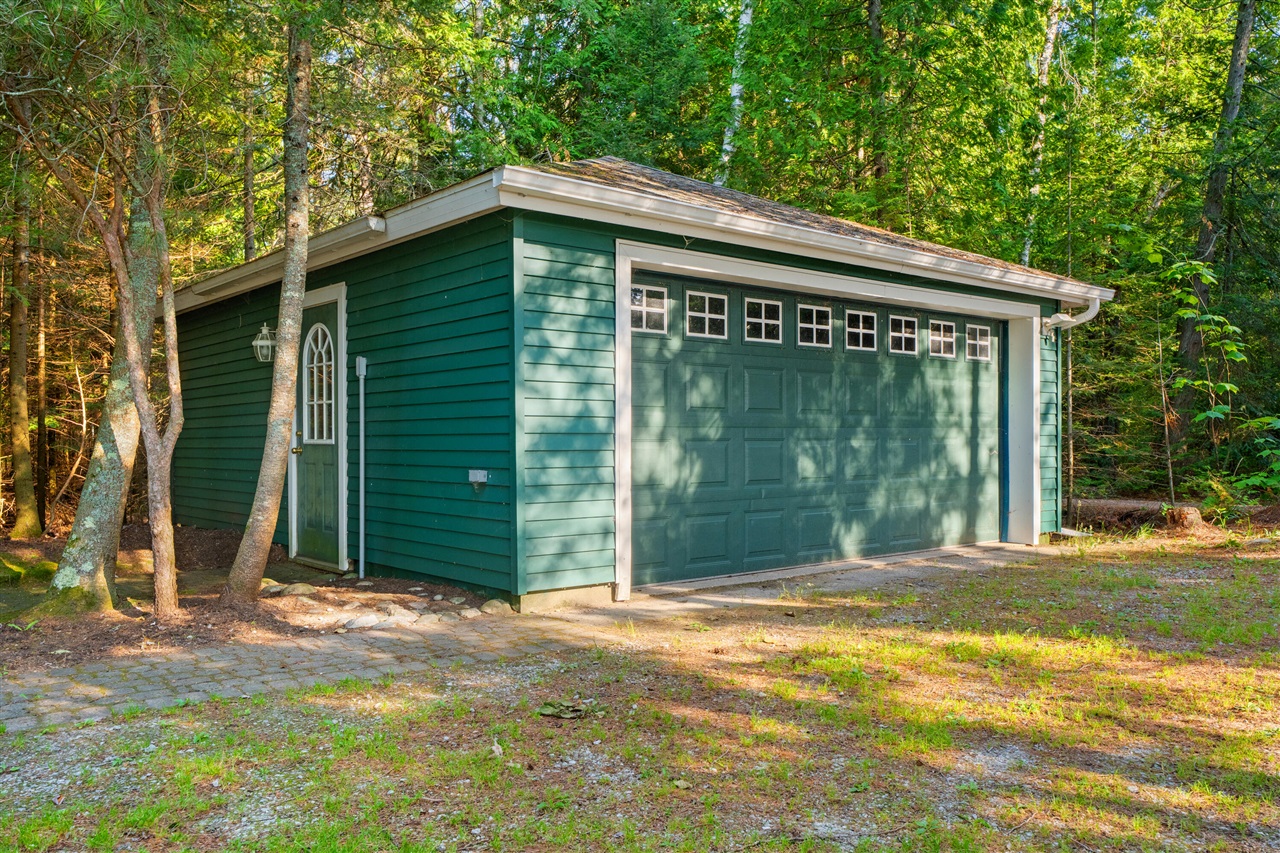 main property photo 54