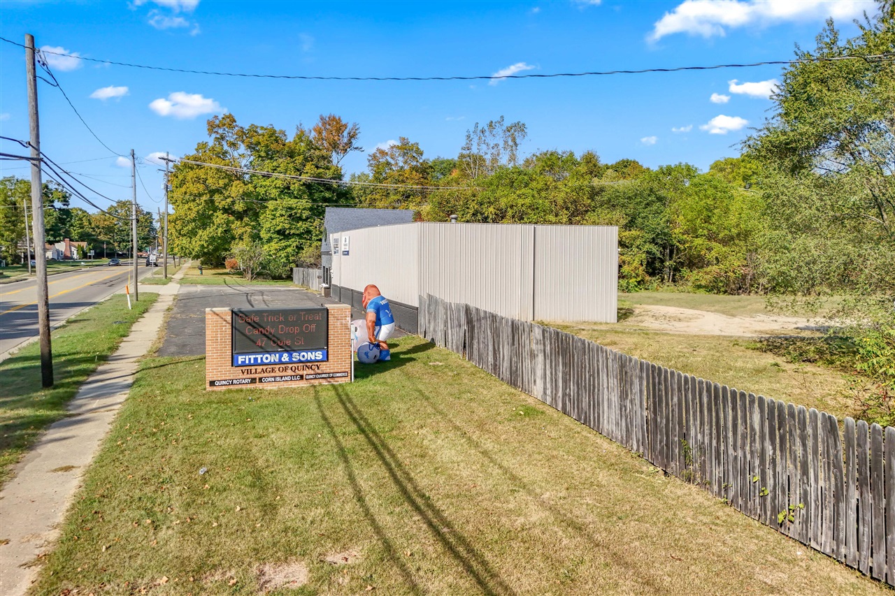 main property photo 12