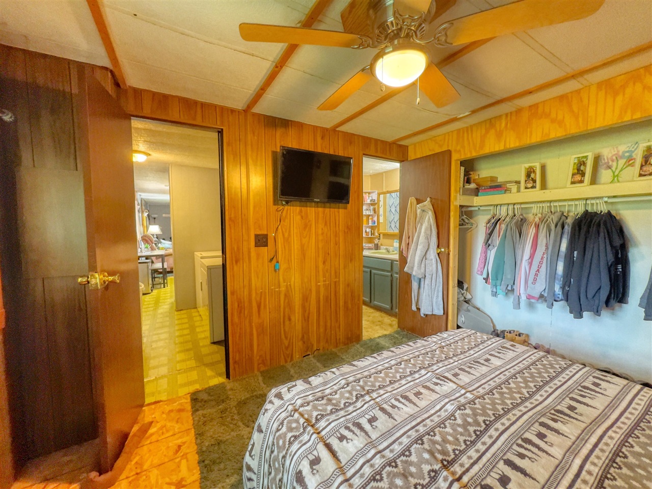 main property photo 37
