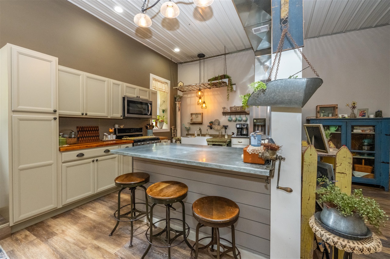 main property photo 66