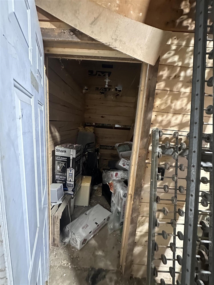 main property photo 59
