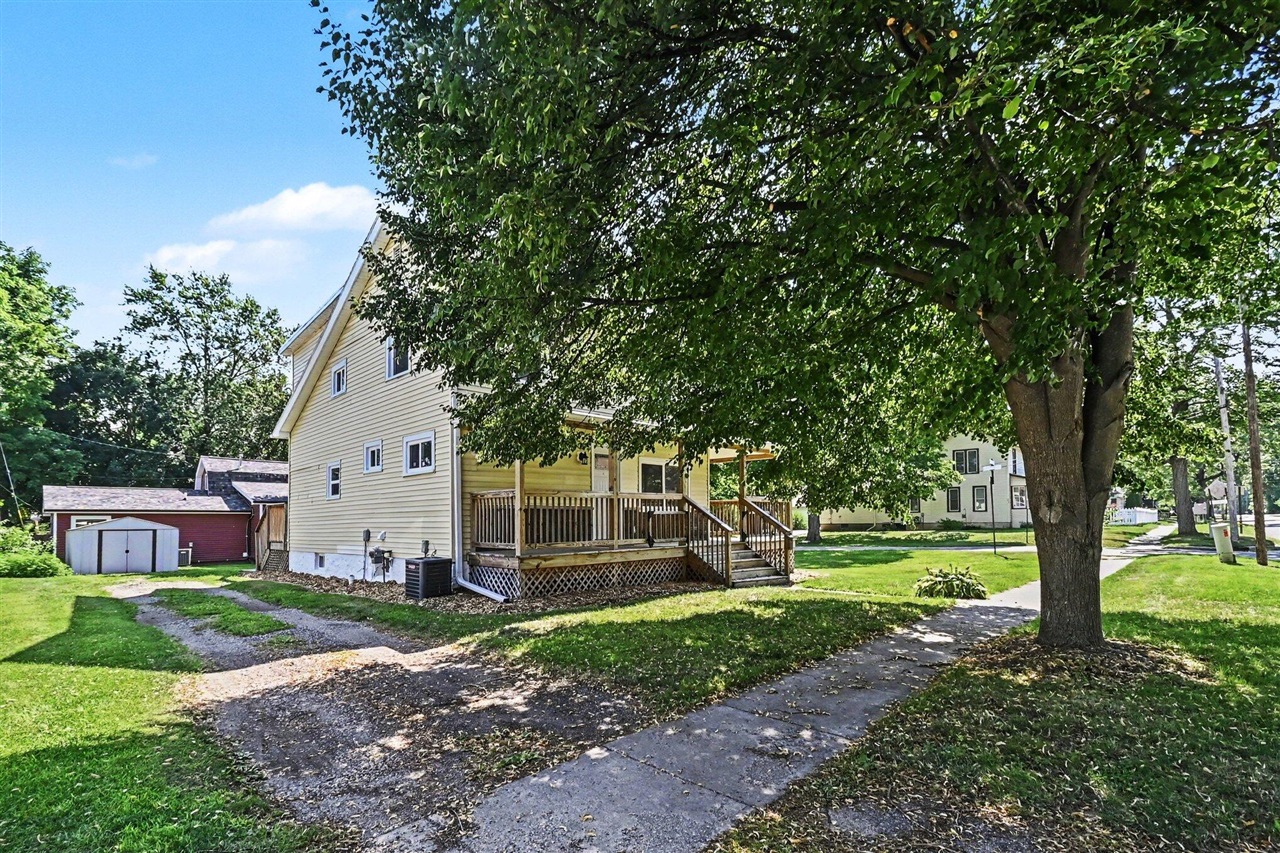 main property photo 23