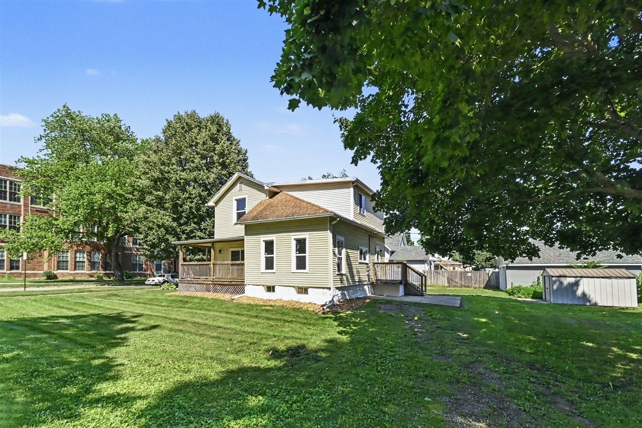 main property photo 24