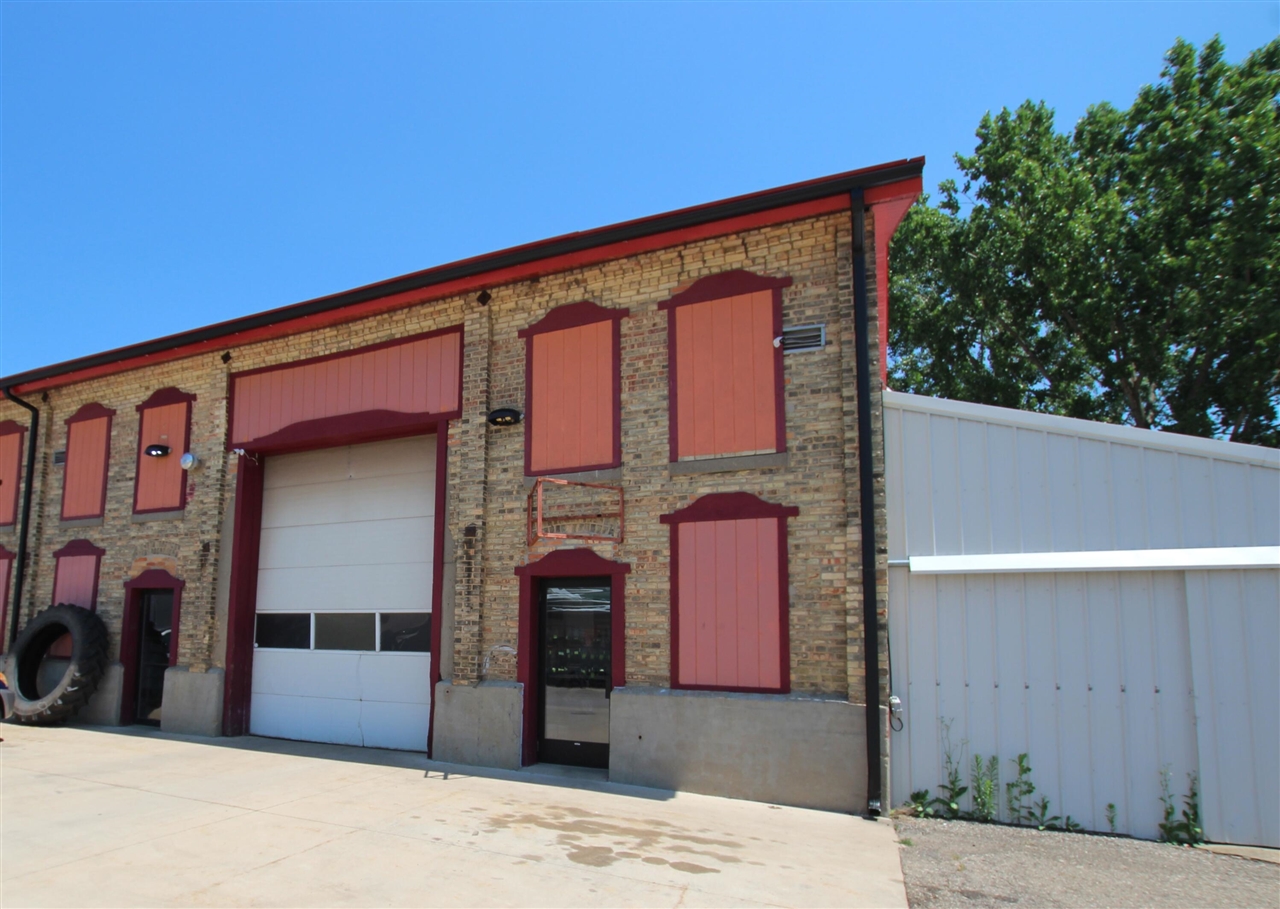 main property photo 21