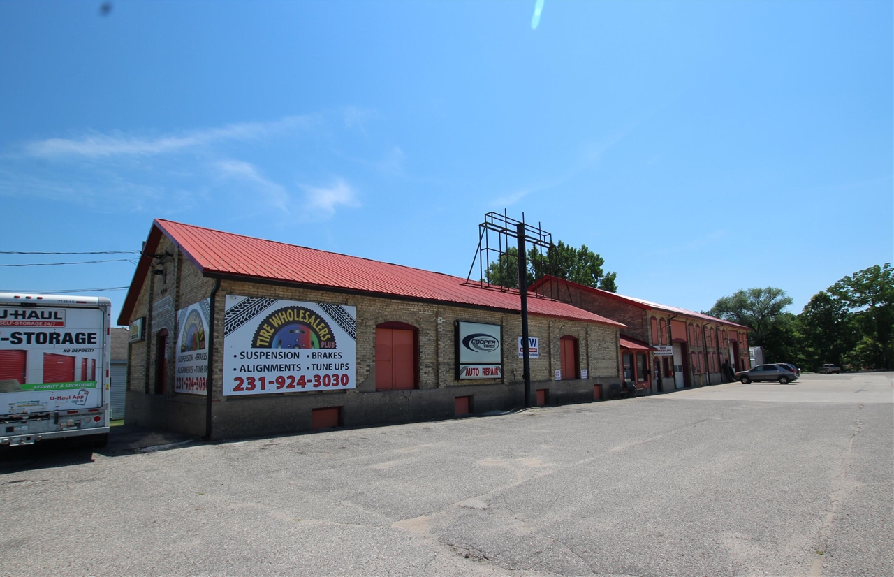 main property photo 25