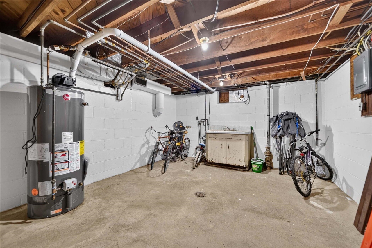main property photo 51