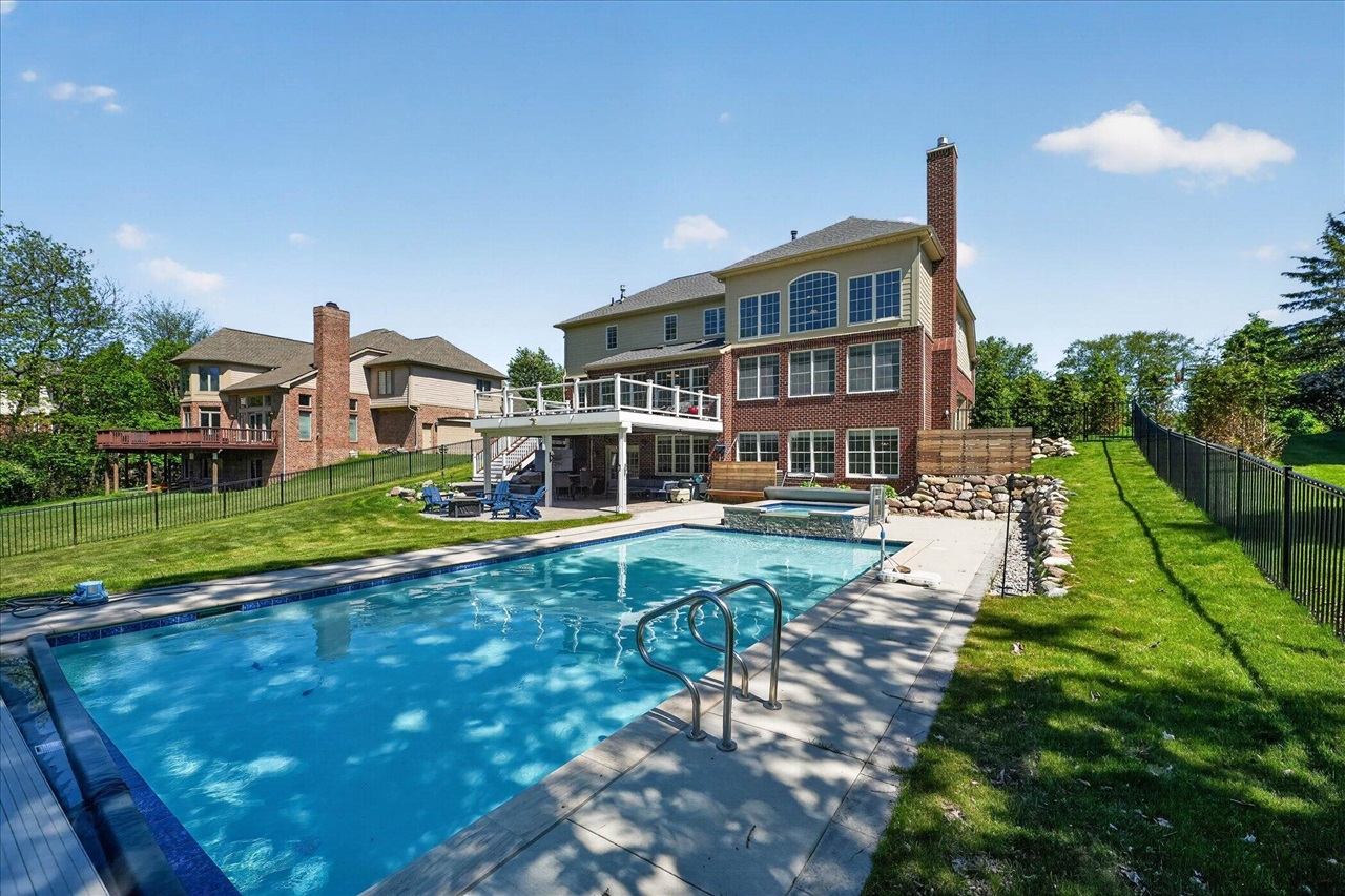 main property photo 67
