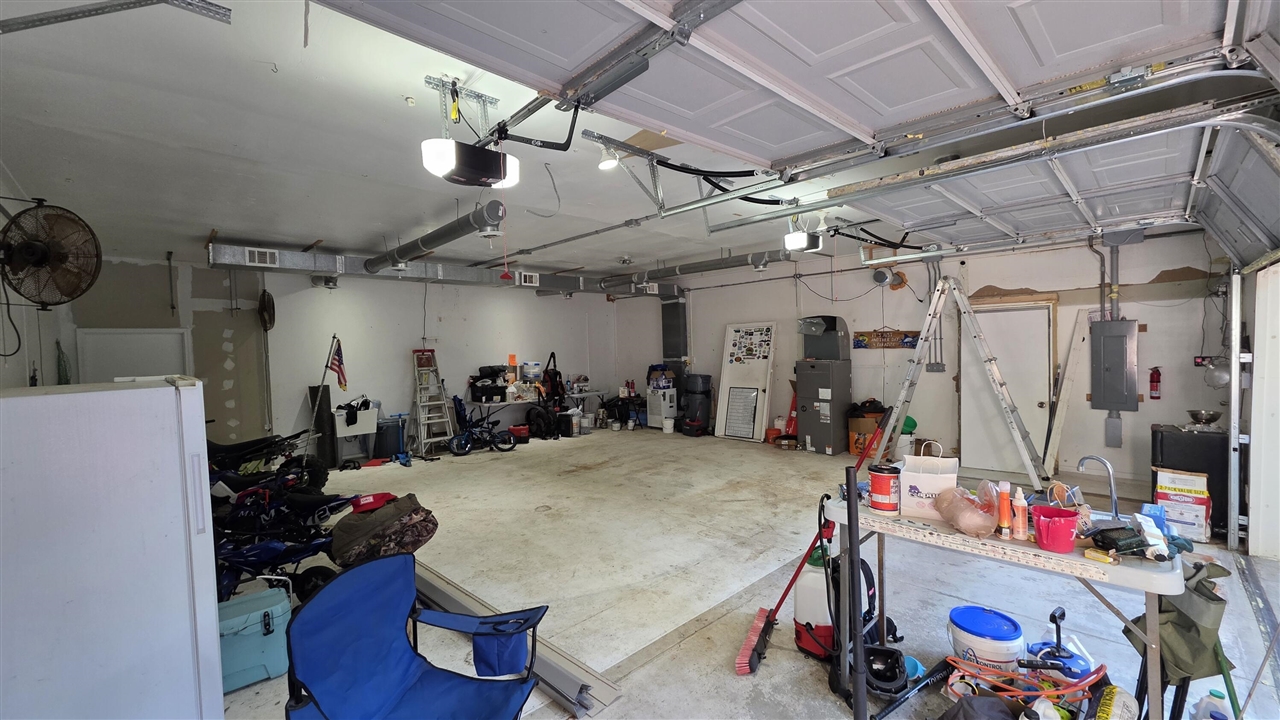 main property photo 57