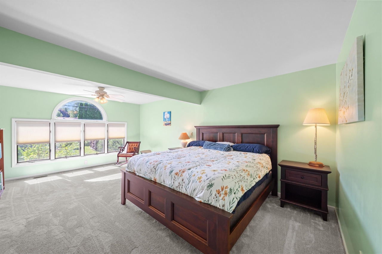 property viewer photo 14