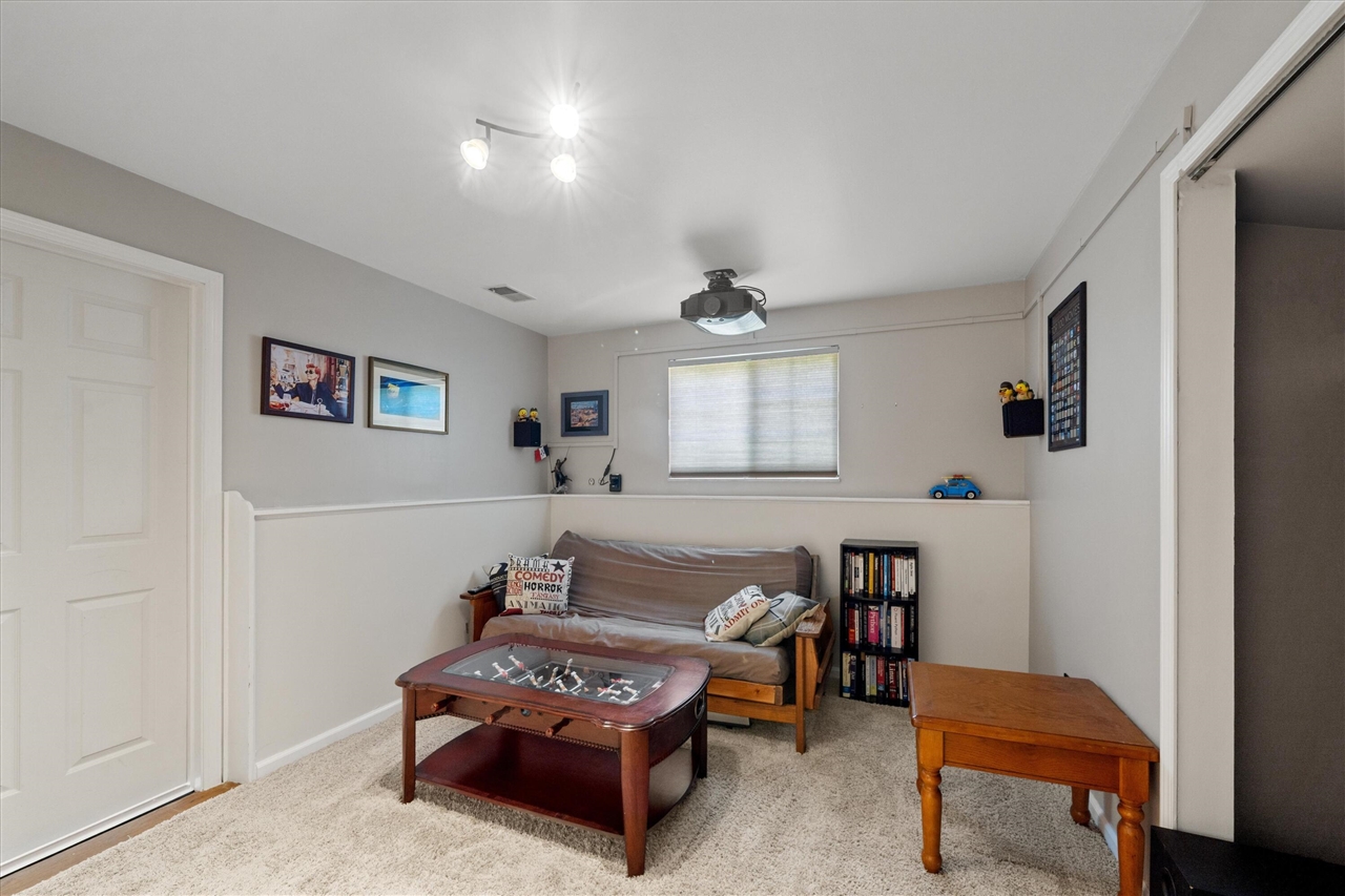 property viewer photo 37