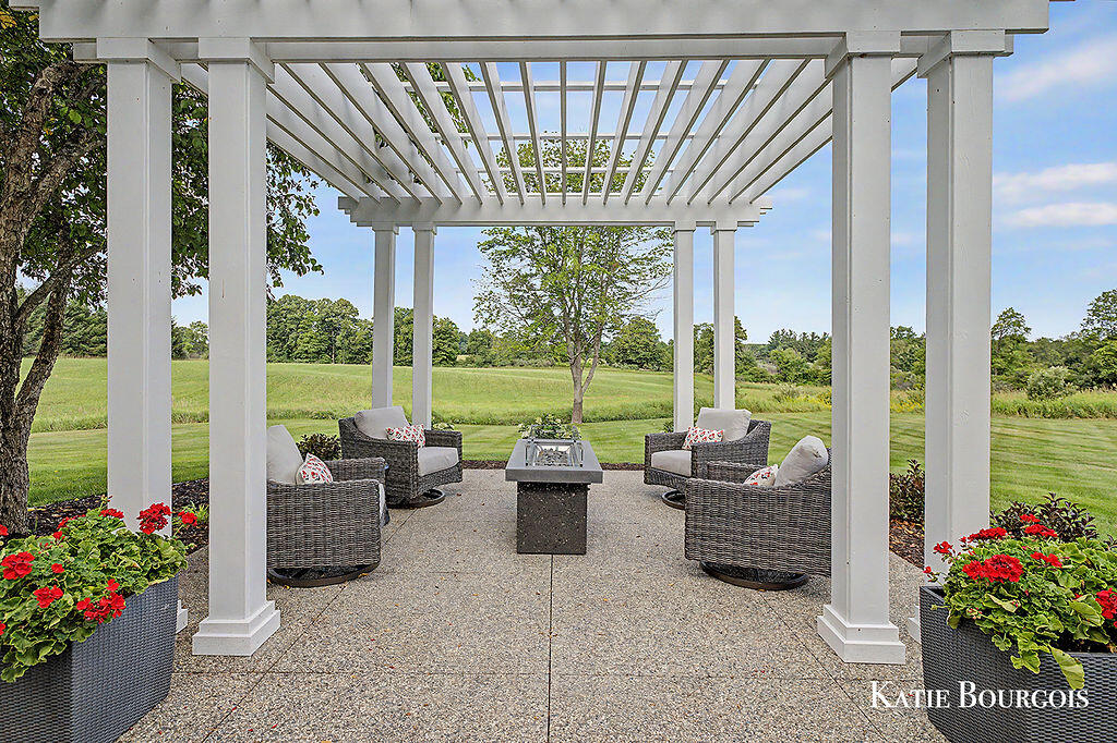 main property photo 65
