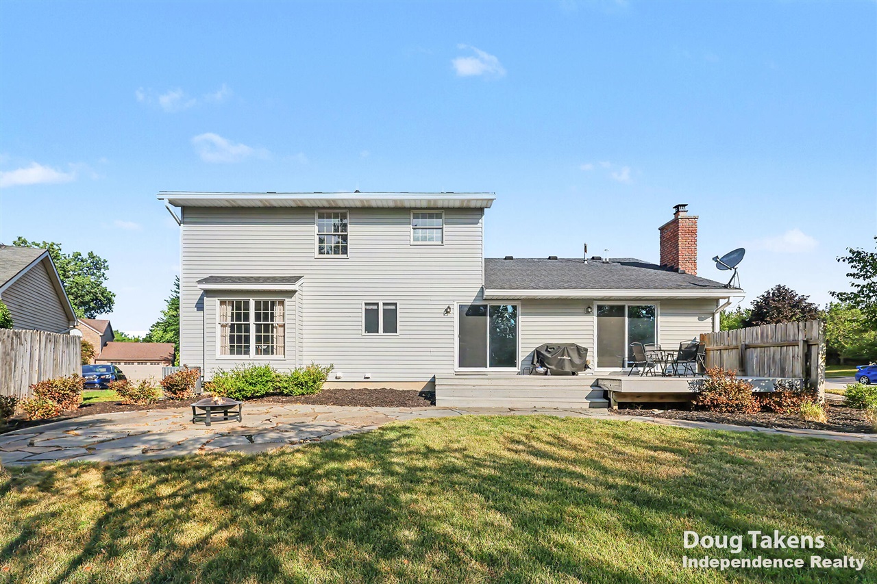 main property photo 2