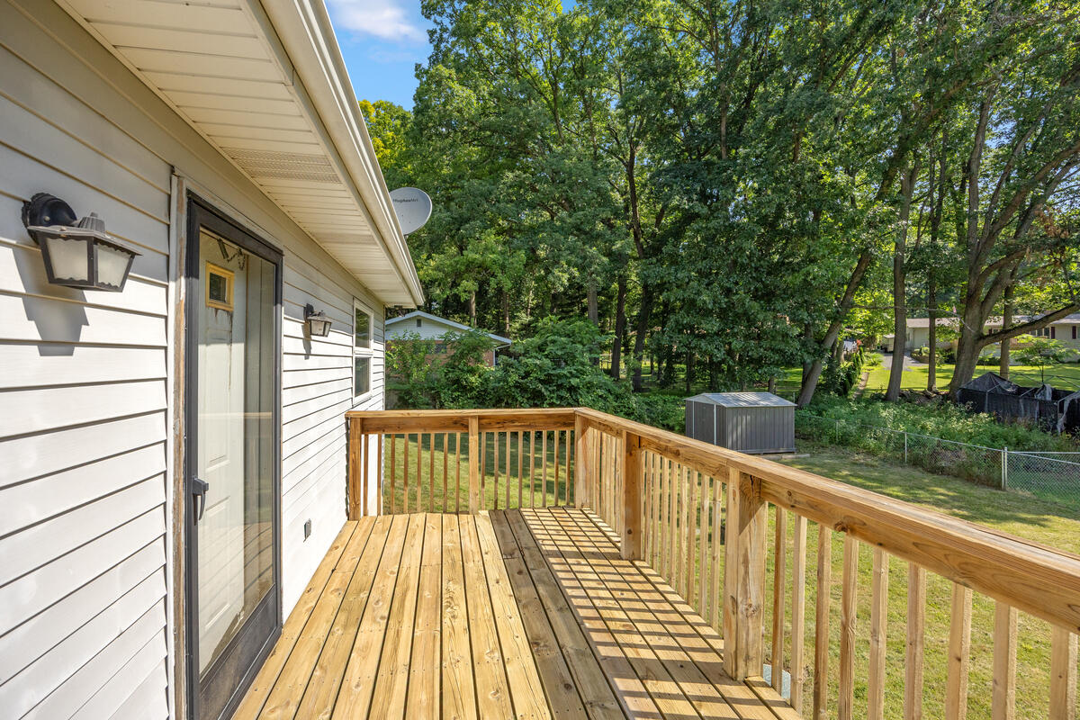 property viewer photo 16