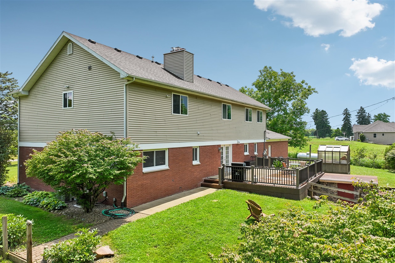 main property photo 44