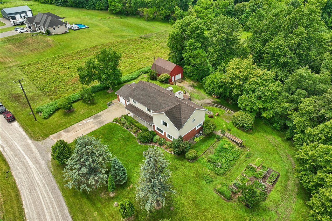 main property photo 47