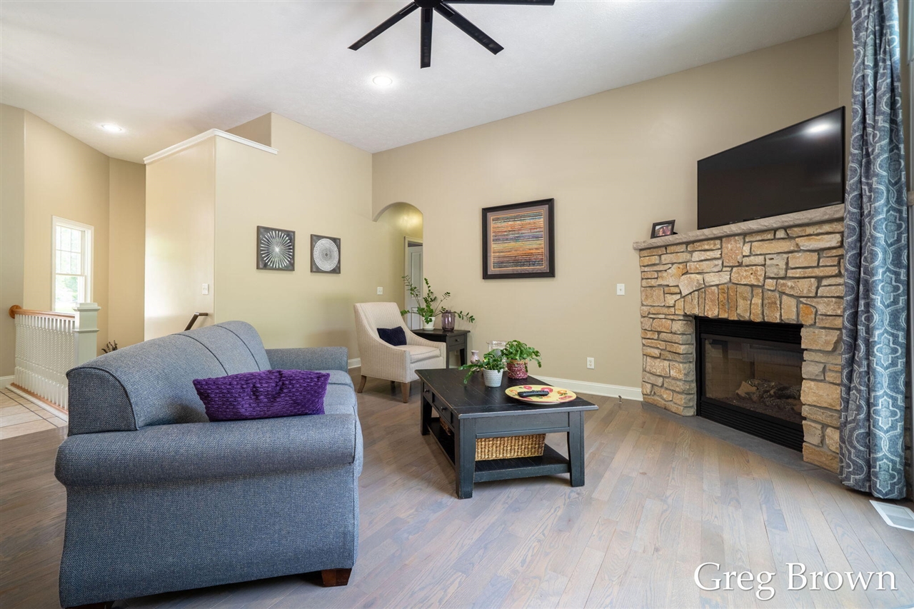 property viewer photo 10