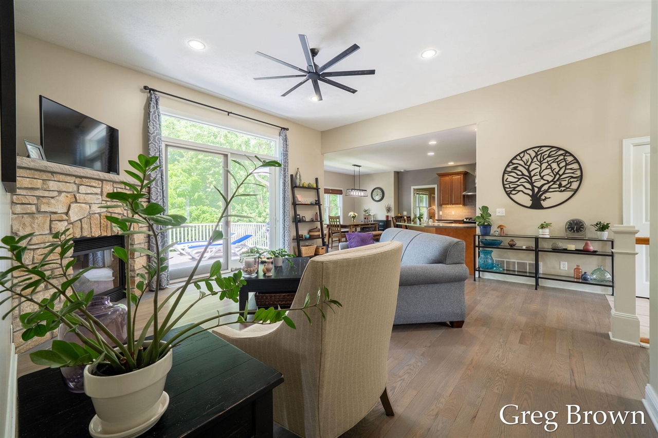 property viewer photo 11