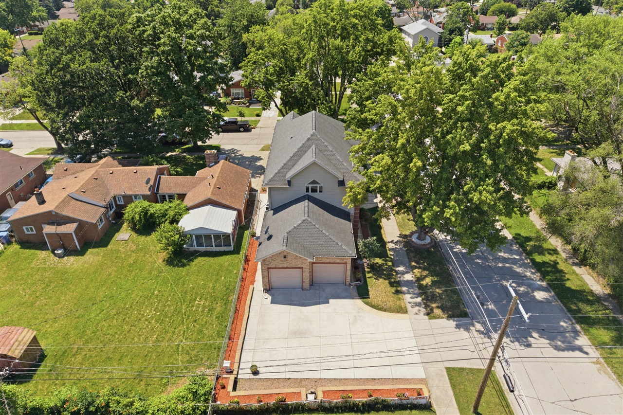 main property photo 60