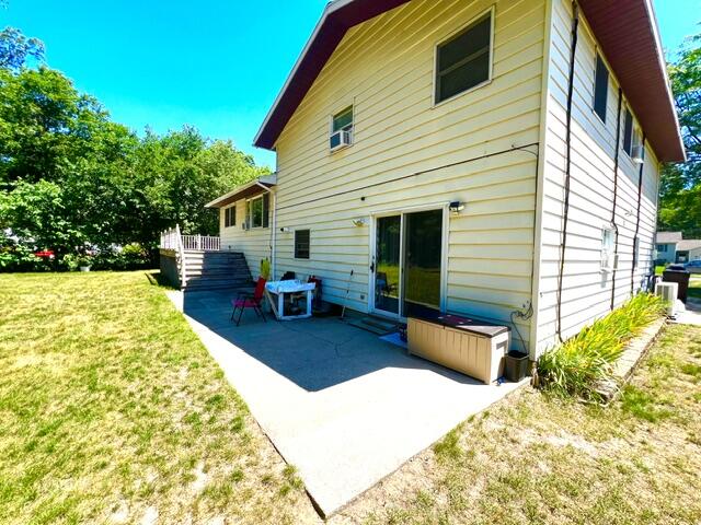 main property photo 5