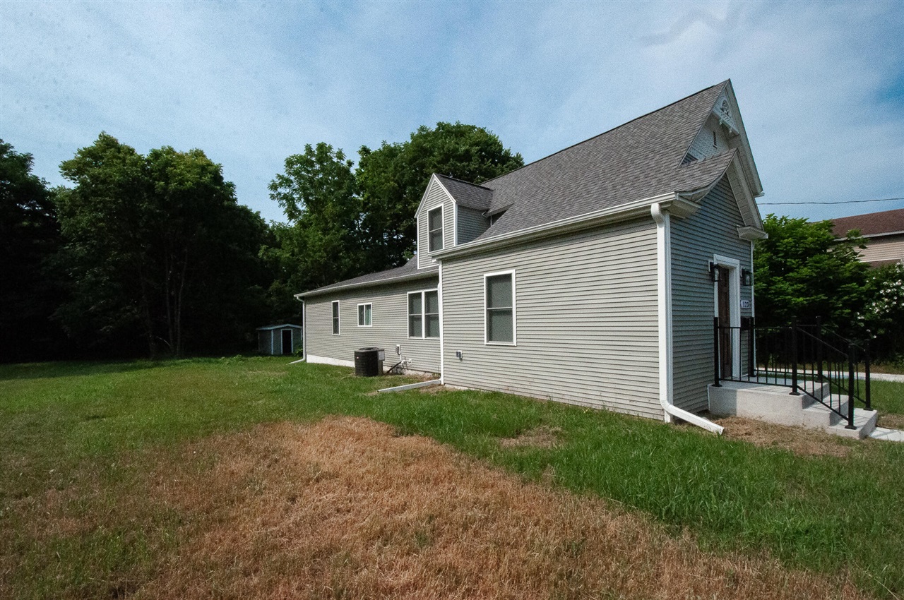 main property photo 5