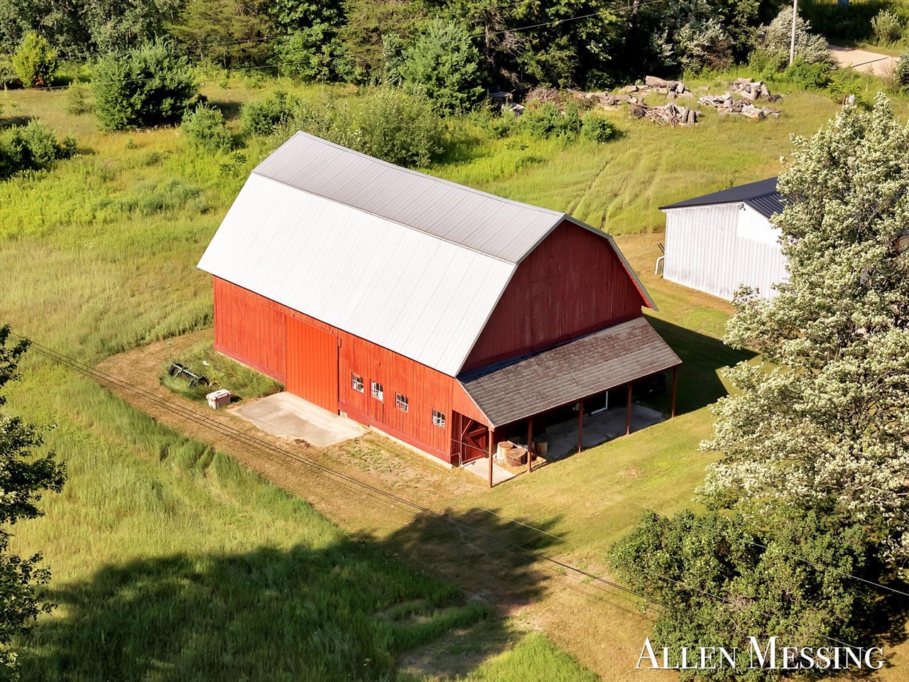 main property photo 23