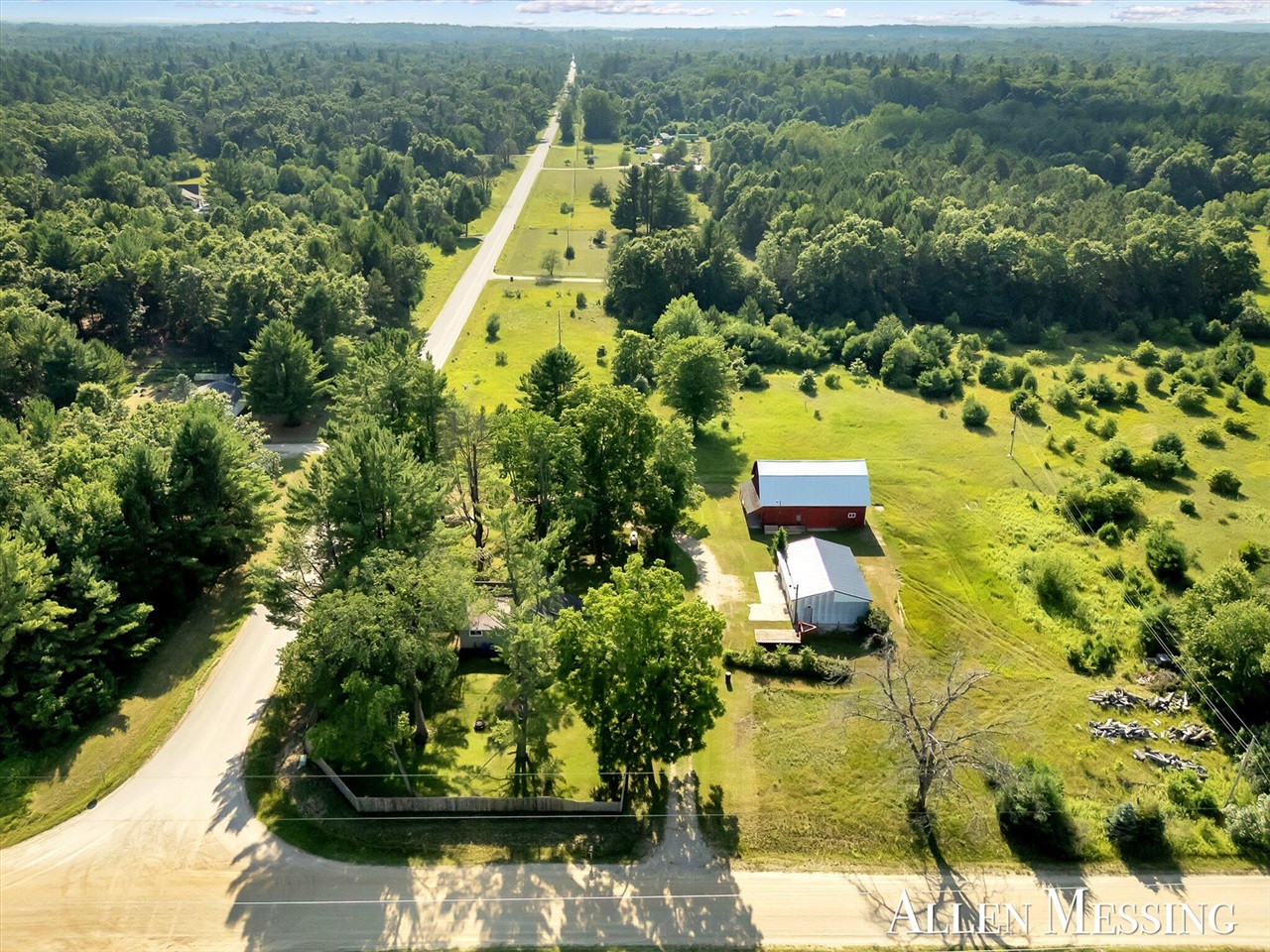 main property photo 34