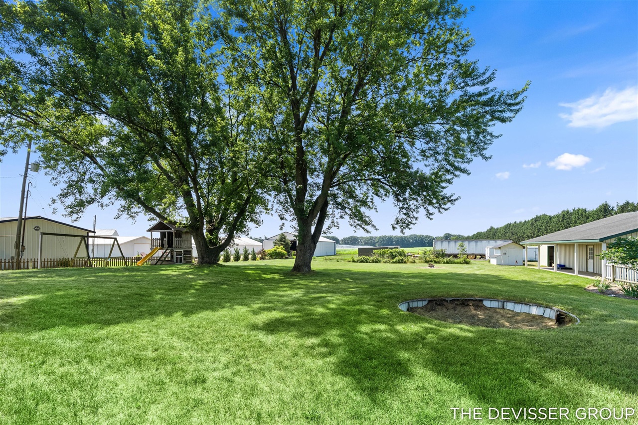 main property photo 43