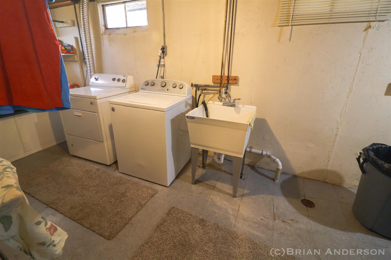 main property photo 57