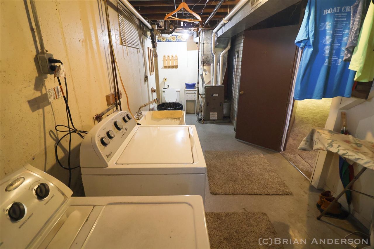 main property photo 58