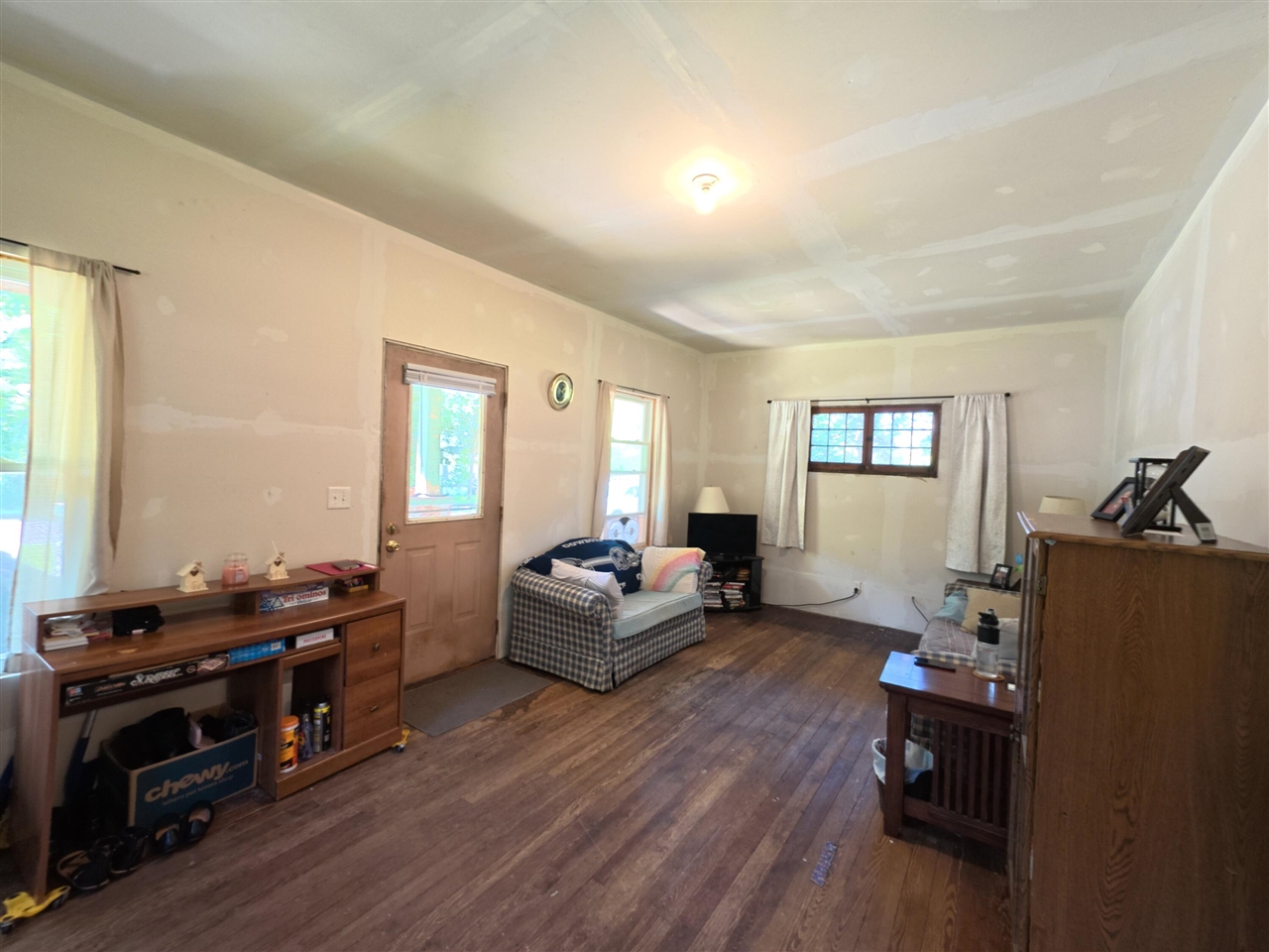 main property photo 8