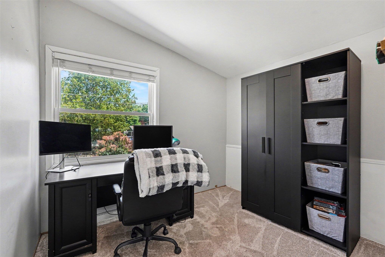 property viewer photo 12