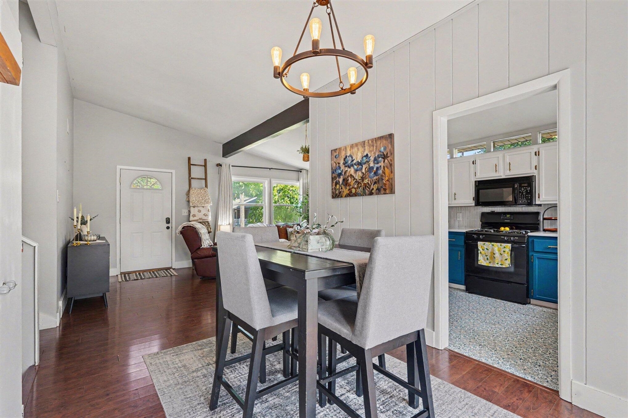 property viewer photo 4