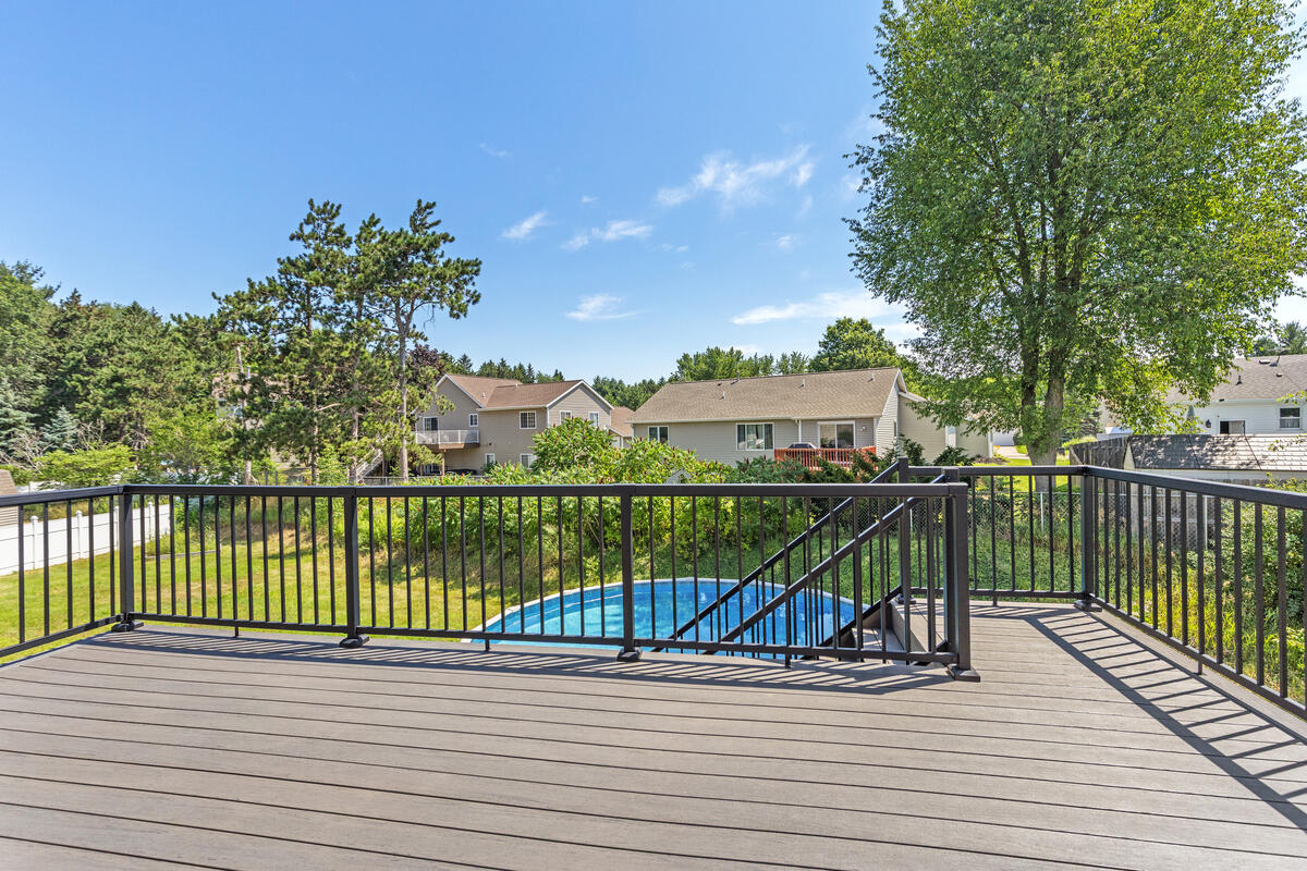 property viewer photo 20