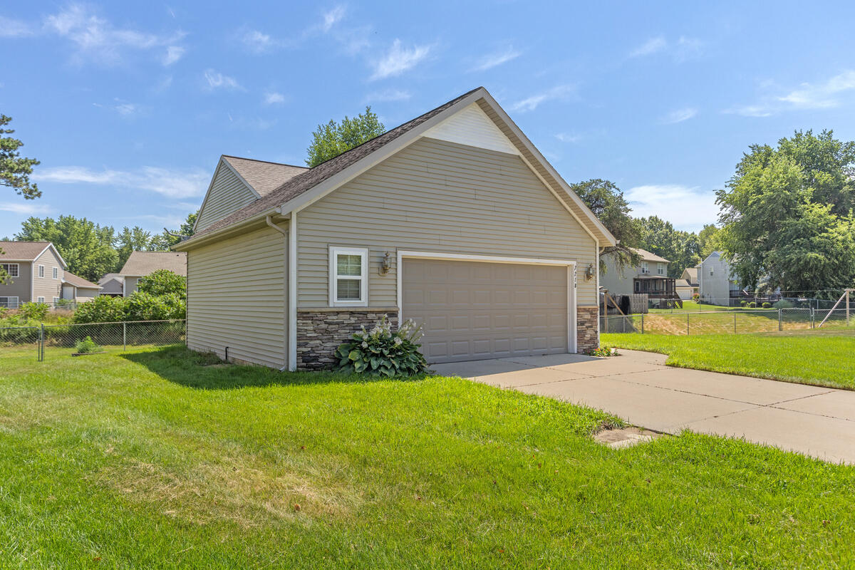 property viewer photo 30