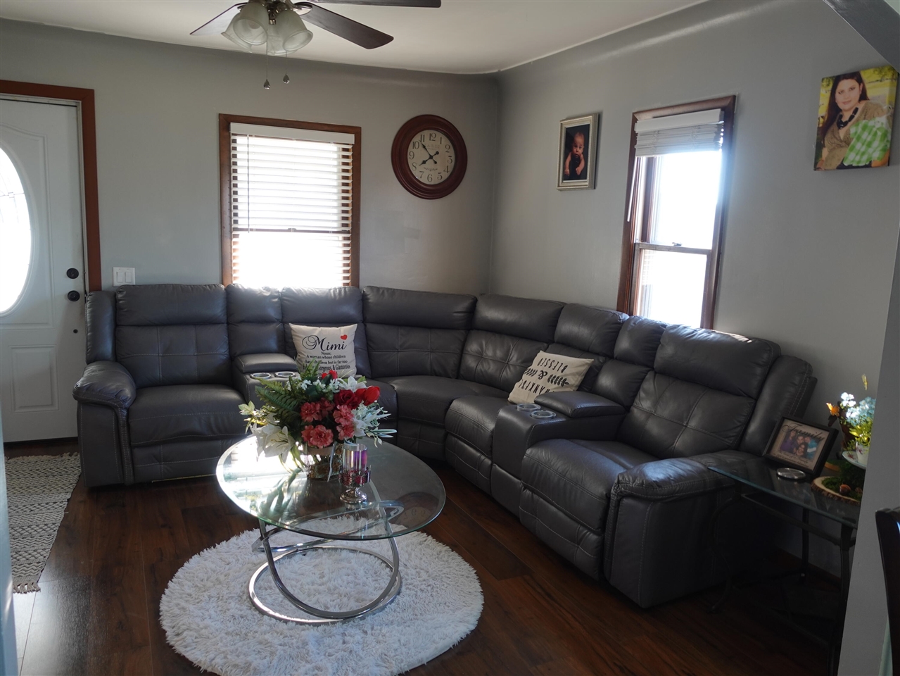 property viewer photo 9